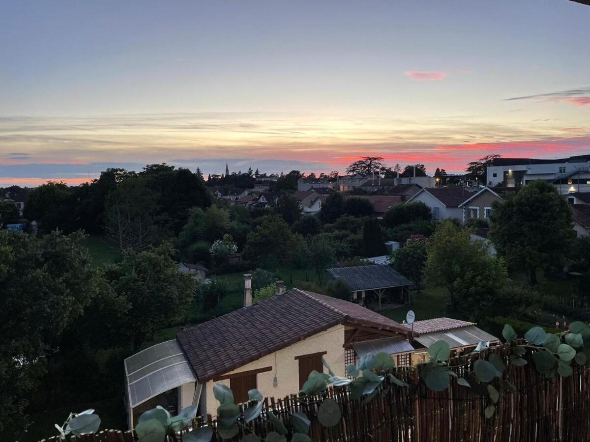 Le Ambroise - T3 Spacieux Et Calme Avec Parking Gratuit Bergerac Chambre photo