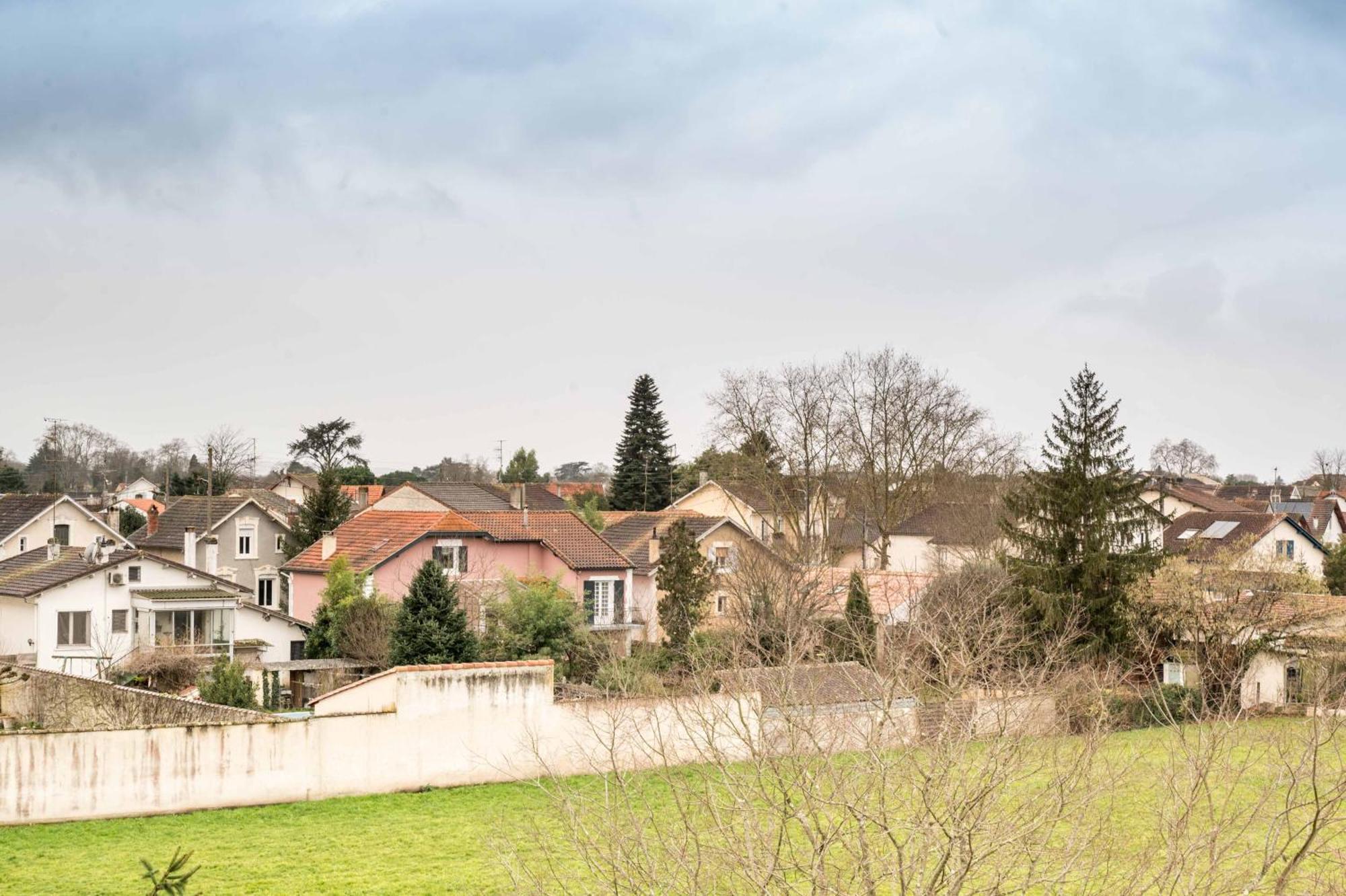 Le Ambroise - T3 Spacieux Et Calme Avec Parking Gratuit Bergerac Extérieur photo